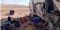 35 کشته و زخمی در پی تصادف اتوبوس با کامیون 