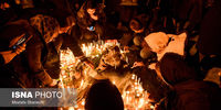 گزارش تصویری تجمع دانشجویان در مقابل دانشگاه‌ها برای همدردی با خانواده جانباختگان هواپیمای اوکراینی

