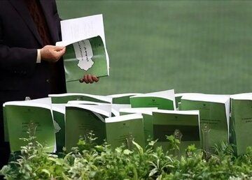 توصیه به پزشکیان درباره بودجه 1405؛ طرف مردم باشید/ اگر در برابر زیاده‌خواهی‌های غیرمفید ایستادگی نکنید بودجه را باخته‌اید