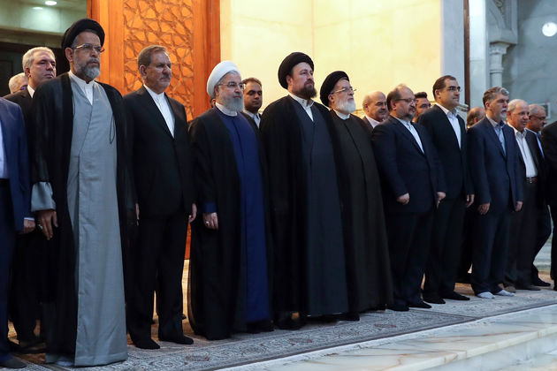  تجدید میثاق رئیس جمهور و اعضای هیأت دولت با آرمان‌های بلند امام خمینی