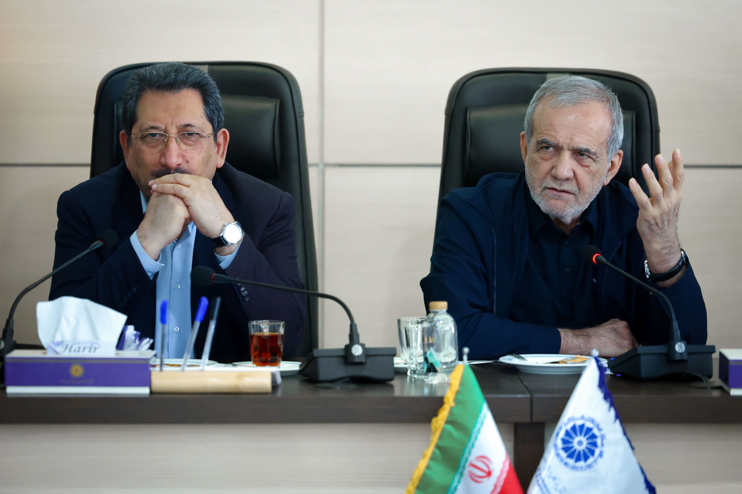 پزشکیان: ایران تحت هیچ شرایطی در برابر فشارها و مطالبات زیاده‌خواهانه تسلیم نخواهد شد/ حقوق ملت ایران باید به صورت کامل استیفا شود