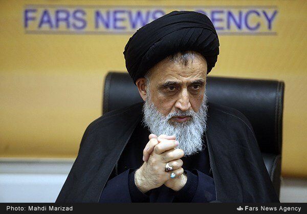 واکنش عضو شورای نگهبان به انتقادات آملی لاریجانی
