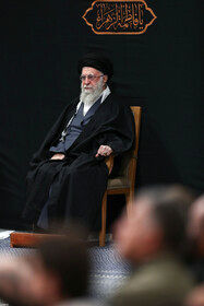 دومین شب مراسم عزاداری شهادت حضرت فاطمه (س) با حضور رهبر انقلاب + عکس