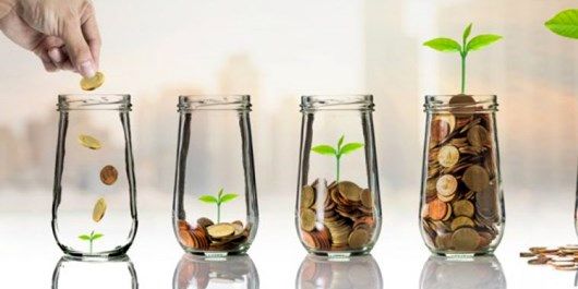 سهام در شرایط کنونی ارزنده است؟/ بهترین شیوه برای سرمایه گذاری در بورس