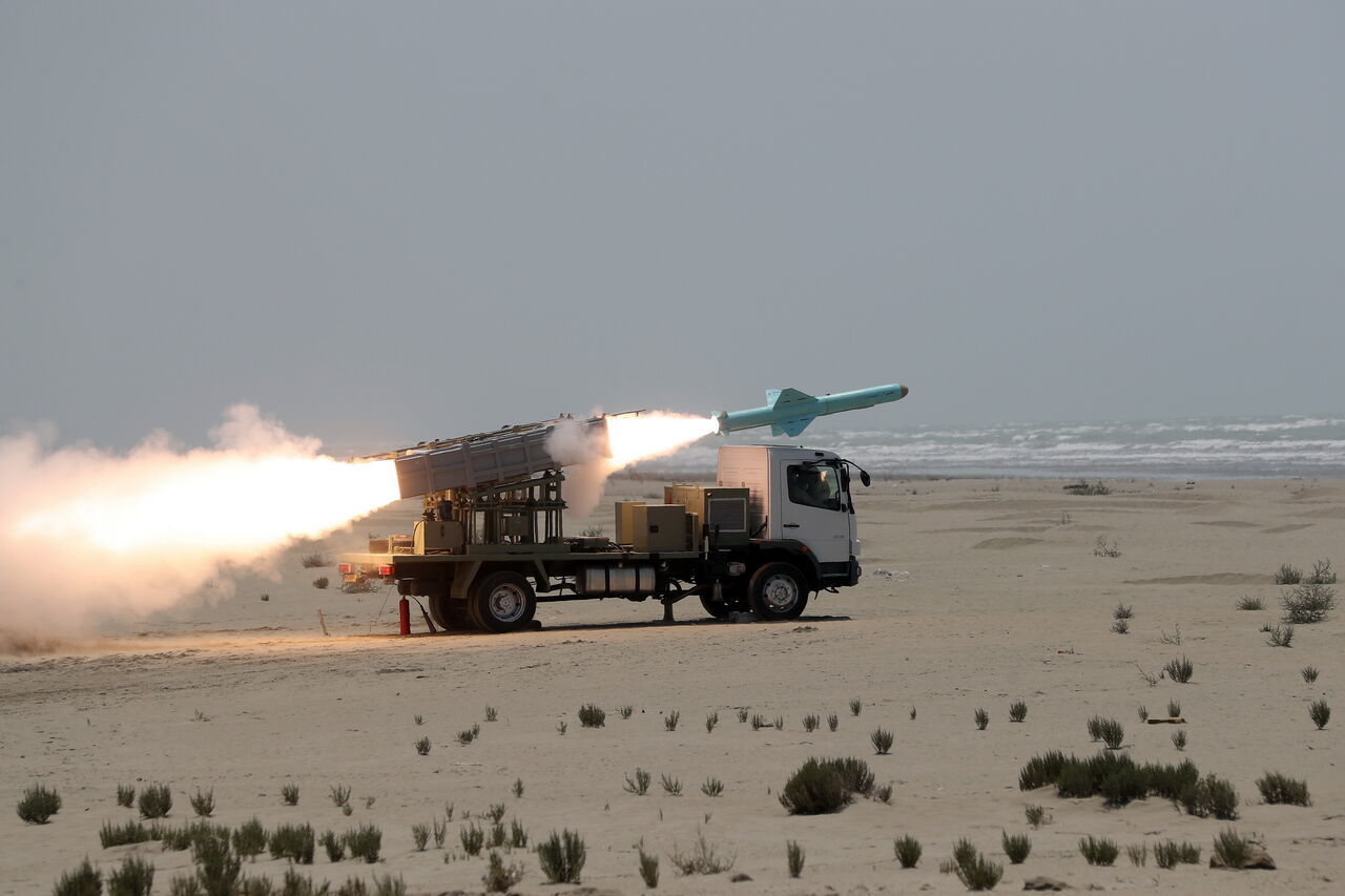 شلیک موفق موشک‌های کروز ارتش در شمال اقیانوس هند