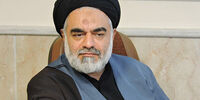 امام جمعه اصفهان: وضعیت امروز آمریکا شبیه روزهای پایانی حکومت پهلوی است