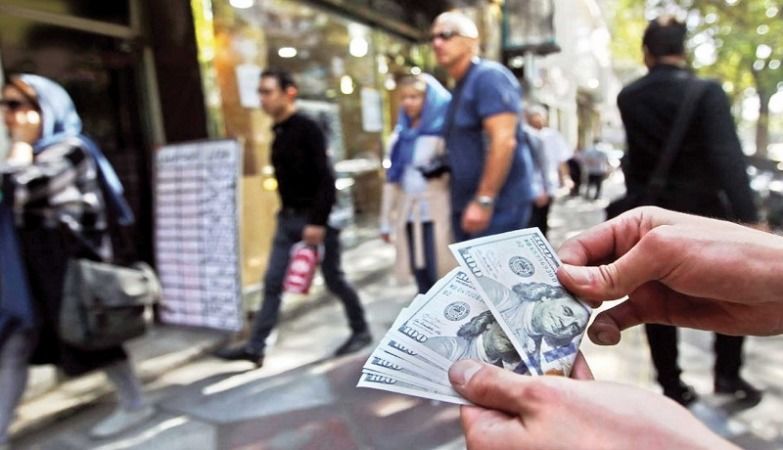 قیمت دلار منجمد شد /مهاجرت دلار از ایران به ترکیه