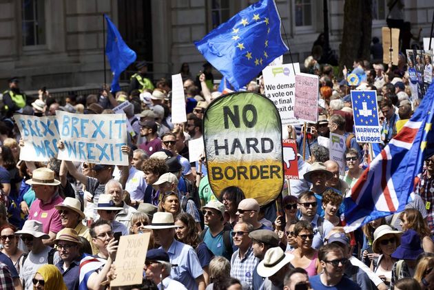  تظاهرات صدهزار نفری حامیان اتحادیه اروپا در لندن