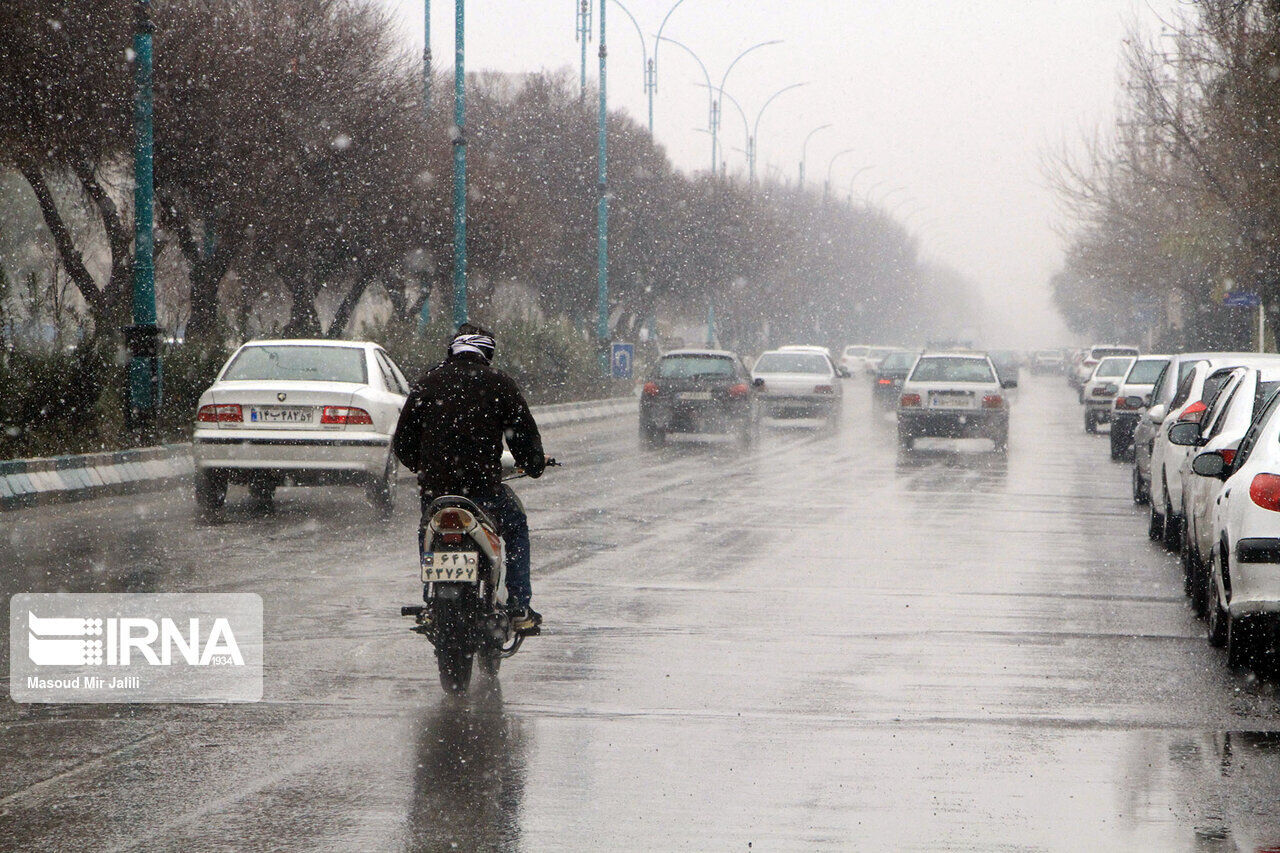 آغاز بارش برف و باران در این استان‌ها