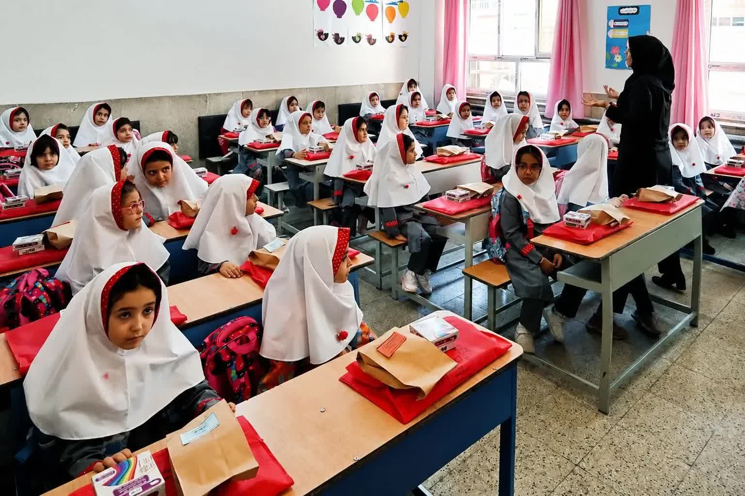 سال تحصیلی جدید با تاخیر آغاز می شود؟