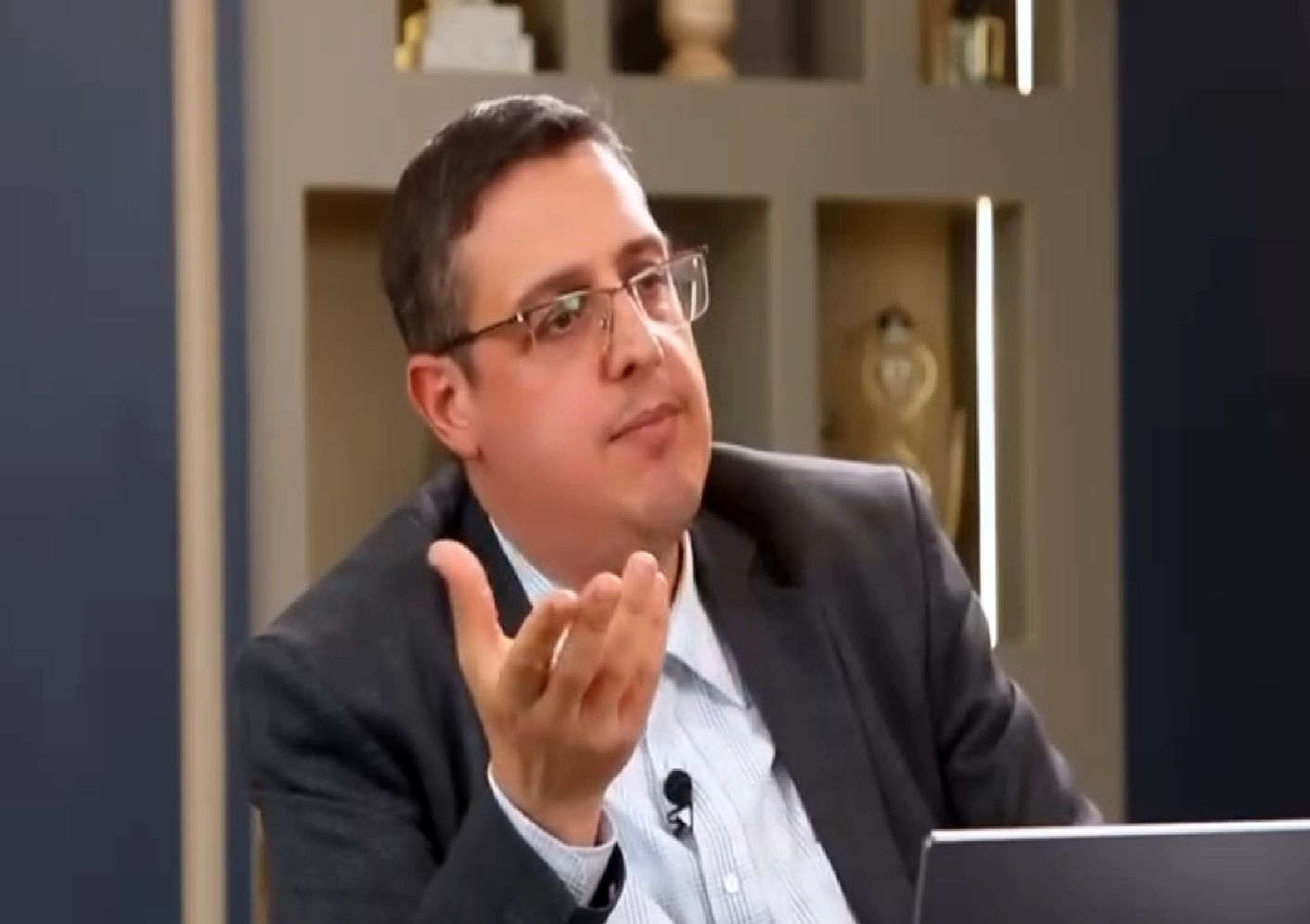 پاسخ جالب طراح قانون حجاب به یک سوال ساده: آیا حاضر هستید دختر 15 ساله‌تان ازدواج کند؟ + فیلم