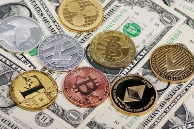 افزایش قیمت طلا با اعمال تعرفه های آمریکا بر شمش وارداتی | بازنشستگان وارد بازار رمزارزها می شوند 2