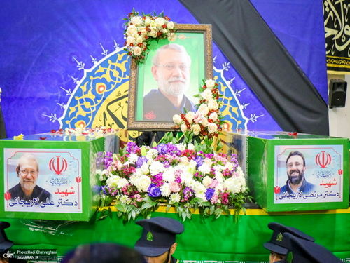 چند عکس منتشر نشده از آخرین روزهای زندگی علی لاریجانی و پسرش/ دو درخواست مهم شهید لاریجانی 3 روز مانده به شهادت