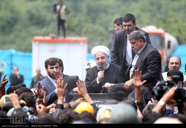 حضور رئیس جمهوری در محل حادثه معدن یورت