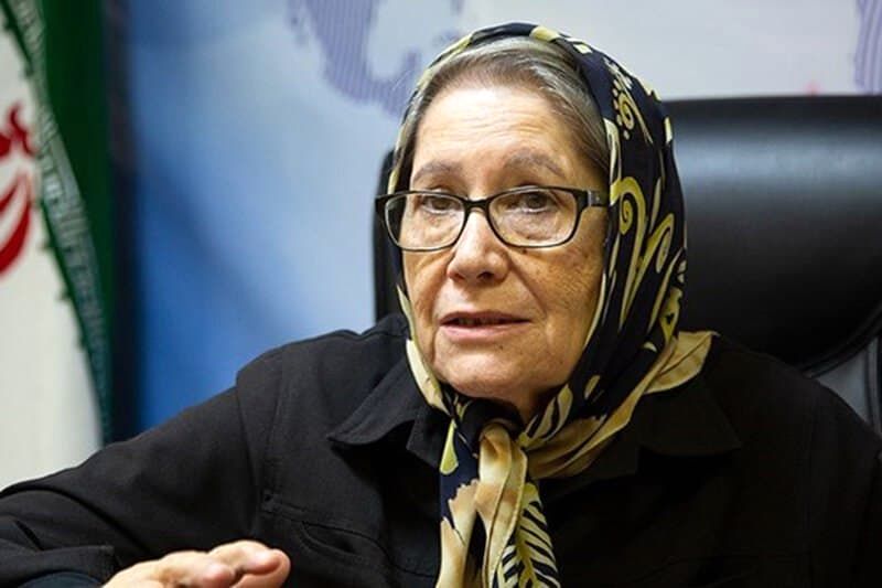 واکنش مینو محرز به بیماری هپاتیت بازیکن پرسپولیس