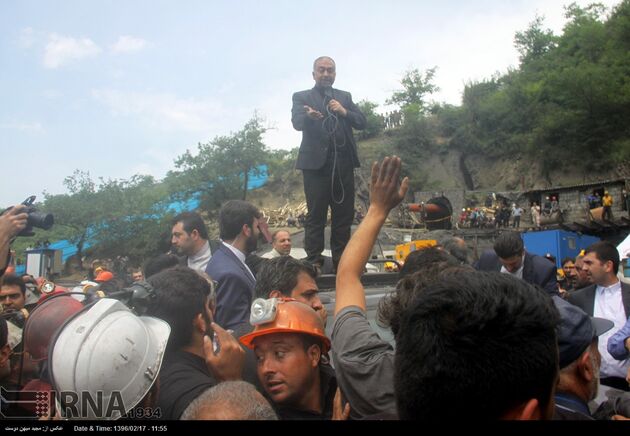 حضور رئیس جمهوری در محل حادثه معدن یورت