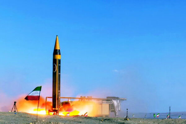 موشک «خرمشهر 4» در 12 دقیقه به هدف اصابت می‌کند
