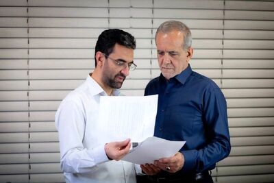 انتقاد آذری جهرمی از سخنان پزشکیان درباره مذاکره | با این بیانات کشورهای منفعت طلب دست بالا را در مذاکرات خواهند داشت