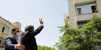 ژست‌های و وعده های احمدی نژاد در روز ثبت نام
