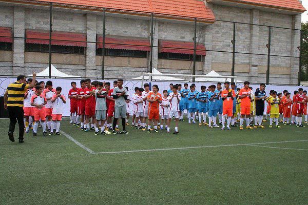 لیگ فوتبالی برای کودکان کار ایران +گزارش تصویری 