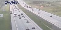 انفجار مهیب خودروی پارک شده در اتوبان، بعد از برخورد کامیون+فیلم