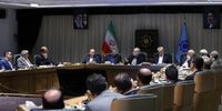 نشست ۳ ساعته پزشکیان در بانک مرکزی | تأکید رئیس جمهور بر شفاف‌سازی مسائل مختلف اقتصادی | بیان نظرات و تحلیل‌ها در حوزه‌های اقتصادی بایستی در رسانه‌ها صورت گیرد