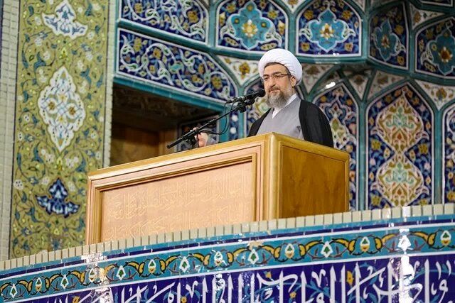 کنایه امام جمعه تبریز به قطر در پی حمله اسرائیل: شما که گاو شیرده آمریکا بودید! شما نوکران را چرا زد؟