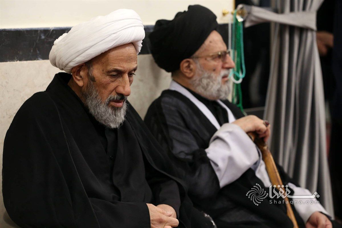 حضور آیت‌الله مکارم شیرازی در مراسم عزاداری شهادت فاطمه زهرا (س) + عکس 9