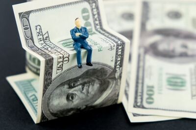 دبیرکل پیشین اتاق بازرگانی به دولت: بازار را به فضای رقابتی بسپارید | اصرار بر قیمت‌گذاری دستوری مانع کاهش قیمت‌ها می شود