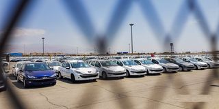 خودروهای وارداتی جدید، بازار را تکان می‌دهند؟ | صدرایی: خودروهای کارکرده در شرایط فعلی مشتری بیشتری دارند زیرا...