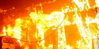 مردی با آتش زدن خانه، همسرش را زنده زنده سوزاند!