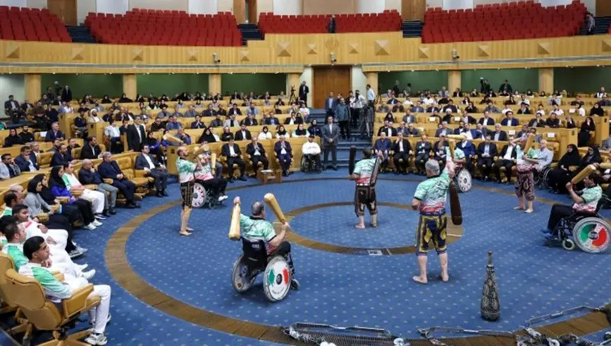 تجلیل رئیس‌جمهور از ۴۸۹ قهرمان پارالمپیک و ناشنوایان