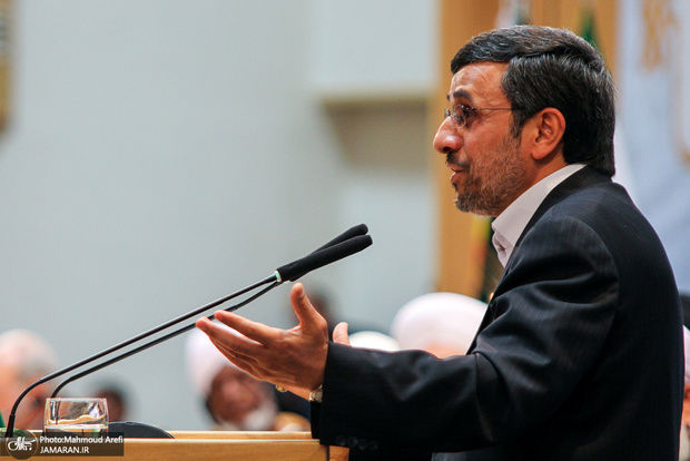 احمدی نژاد در انتخابات 1400 نام‌نویسی می‌کند