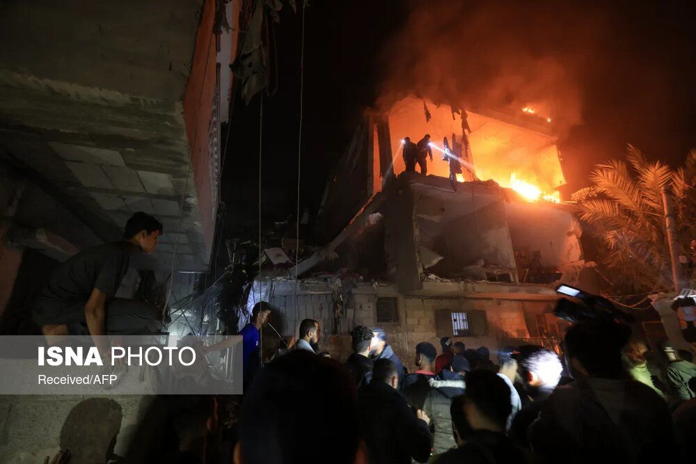 آتش‌زدن یک مدرسه توسط اسرائیل در غزه + فیلم