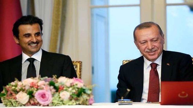 تصمیم امیر قطر برای مشخص کردن سرنوشت پایگاه ترکیه