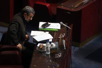 تفاوت احمدی نژاد 1404 با احمدی نژاد سال 84/ رونمایی رئیس جمهور سابق از چهره سیاسی جدید خود