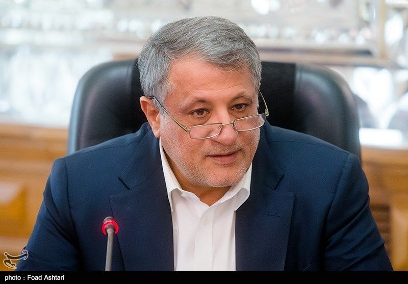 محسن هاشمی : رعایت پروتکل‌ها در تهران به کمتر از ۵۰درصد رسید/ کمیته بحران تشکیل شود