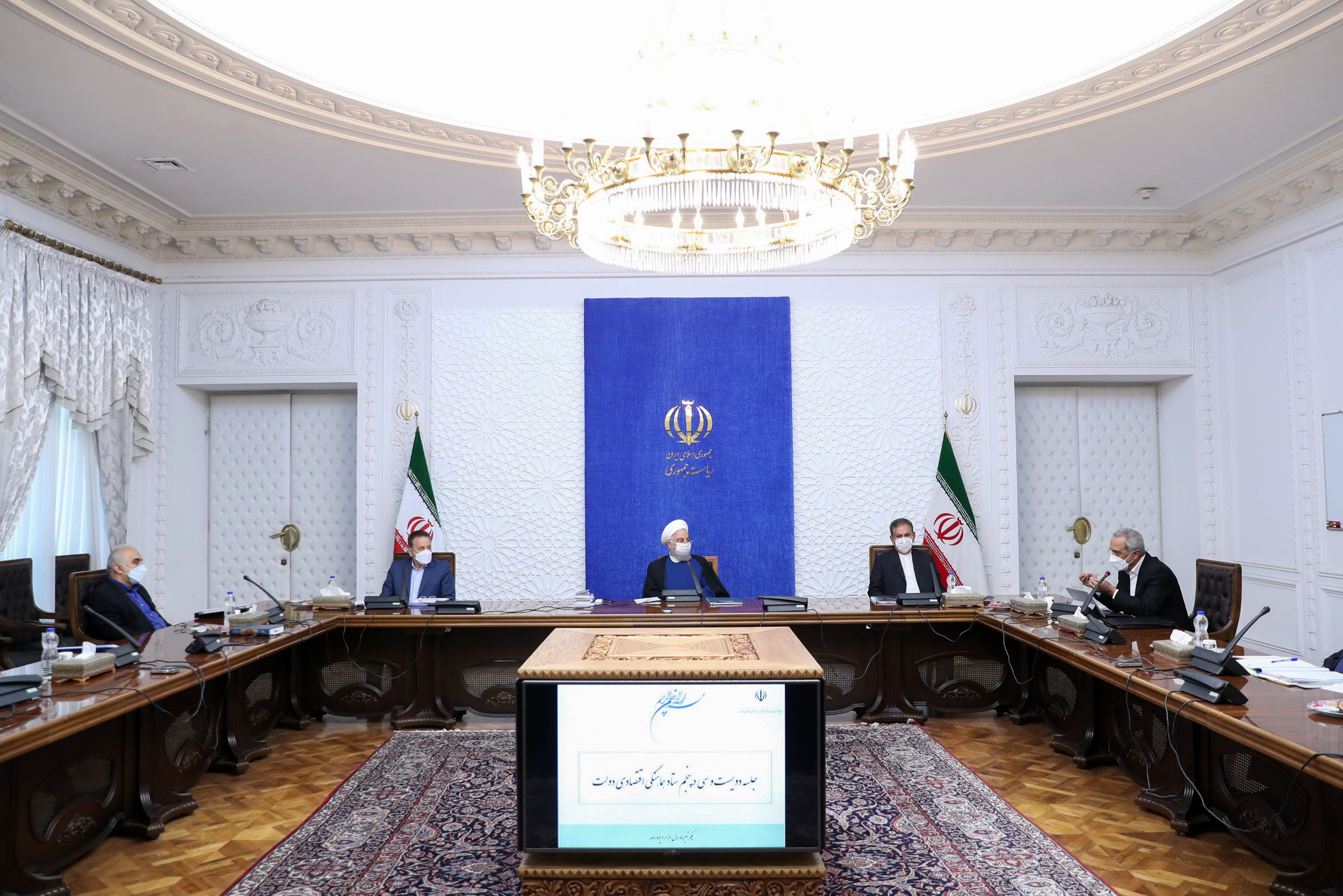دستور روحانی به بانک مرکزی درباره منابع ارزی آزاد شده کشور
