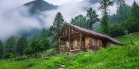 سفر اقتصادی به خنکای کلبه چوبی در دل ماسال در دل تابستان