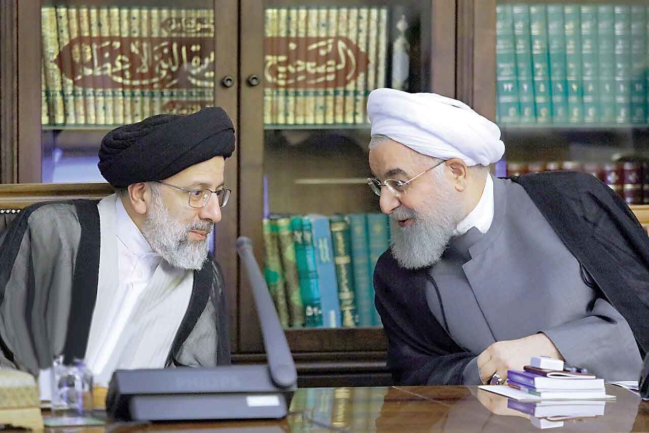 رئیسی از روحانی سبقت گرفت/ تنور داغ تورم در 2 سال دولت مردمی