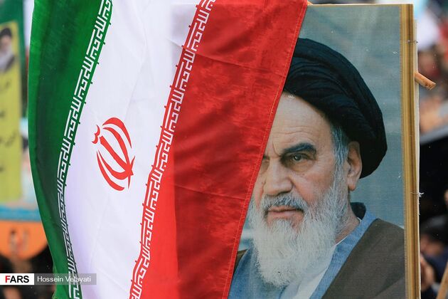 سخنرانی روحانی در مراسم 22 بهمن