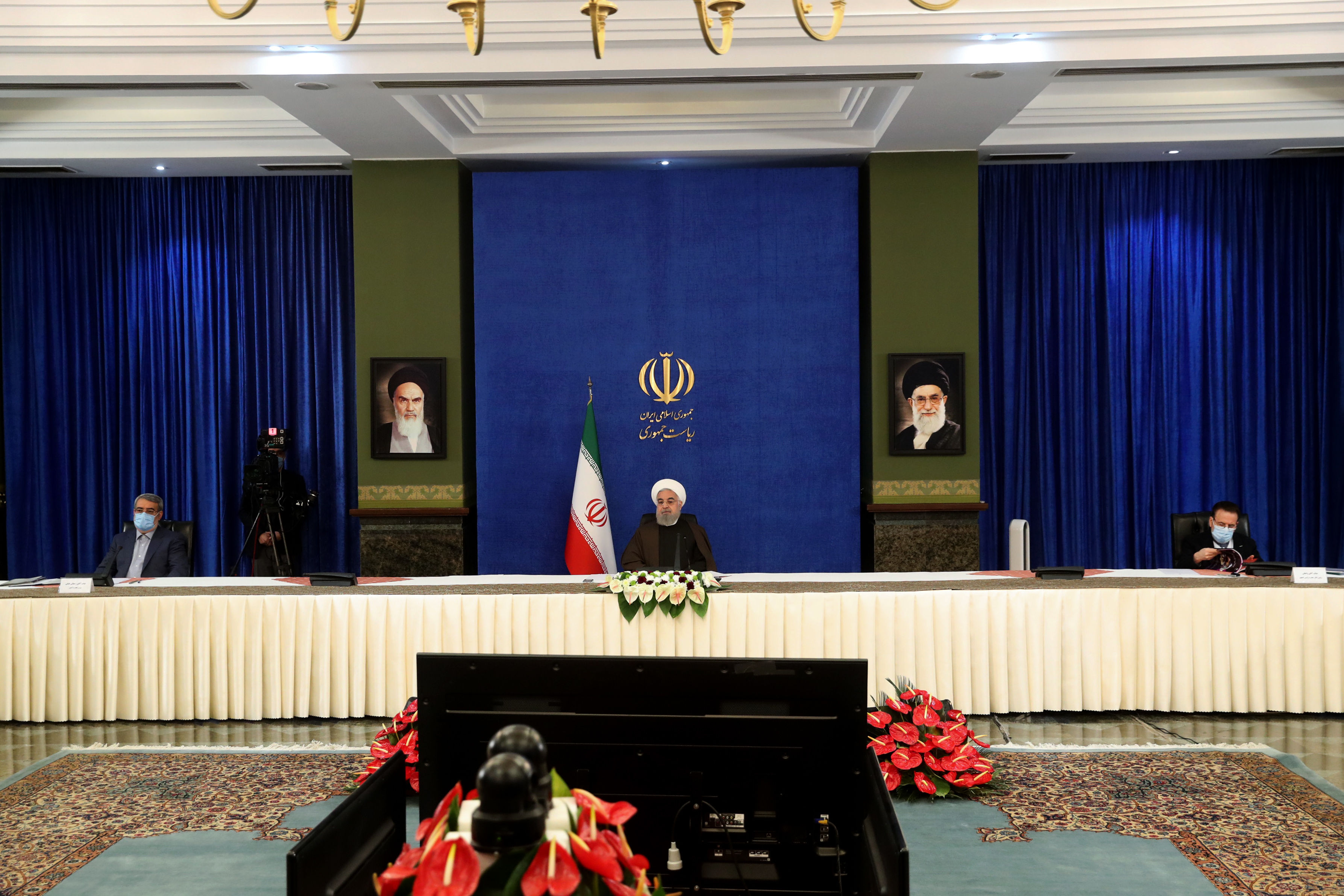 روحانی: برای شکستن تحریم ها تاخیر یک ساعته هم برای دولت مجاز نیست