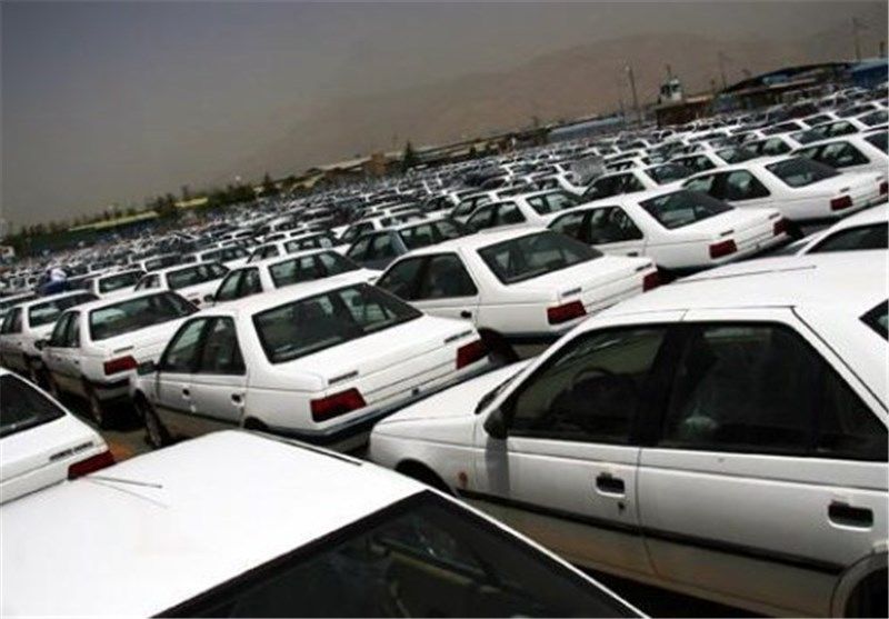 در گمرک شهید باهنر بیش از 3 هزار خودرو دپو شده اند