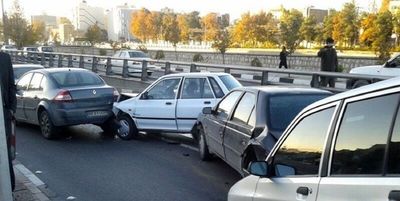 تصادف زنجیره‌ای سنگین در زنجان