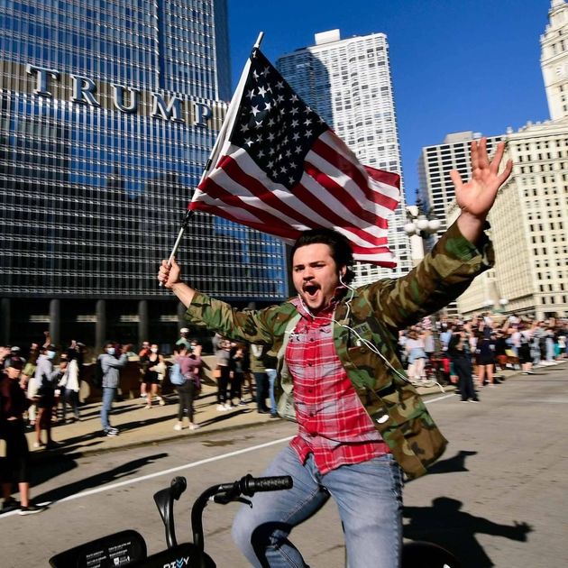 تصاویر| جشن پیروزی طرفداران بایدن در شهرهای مختلف