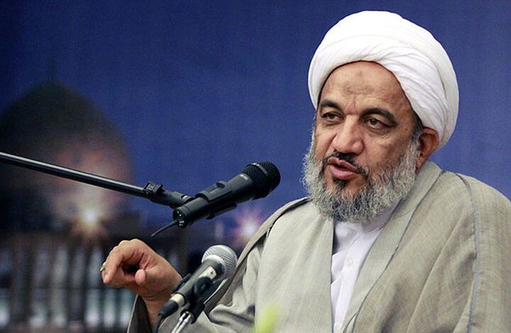 آقای آقاتهرانی! روحانی هستید یا پلیس؟/ چرا فکر می‌کنید به ضرب و زور می توانید هر خواستی را تحمیل کنید