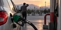 بنزین 10 هزار تومانی مصرف را کاهش می‌دهد؟ | داوود سوری: مشکل بنزین فقط قیمت نیست، باید مسأله خودرو را حل کرد