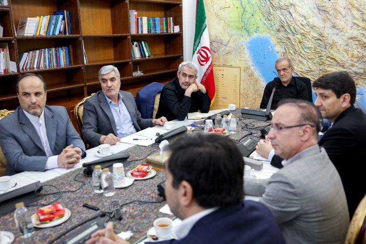 پزشکیان: اتصال اطلاعات هویتی شهروندان، از اولویت‌های دولت در مسیر حکمرانی پاسخ‌گو و فسادستیز است
