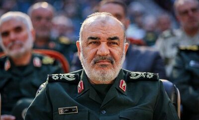 سرلشکر سلامی: نمی‌توان با گلوله یک ملت را از پیشرفت باز داشت 