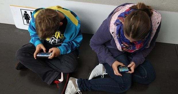 اعلام میزان استفاده بی خطر کودکان از دستگاه های هوشمند